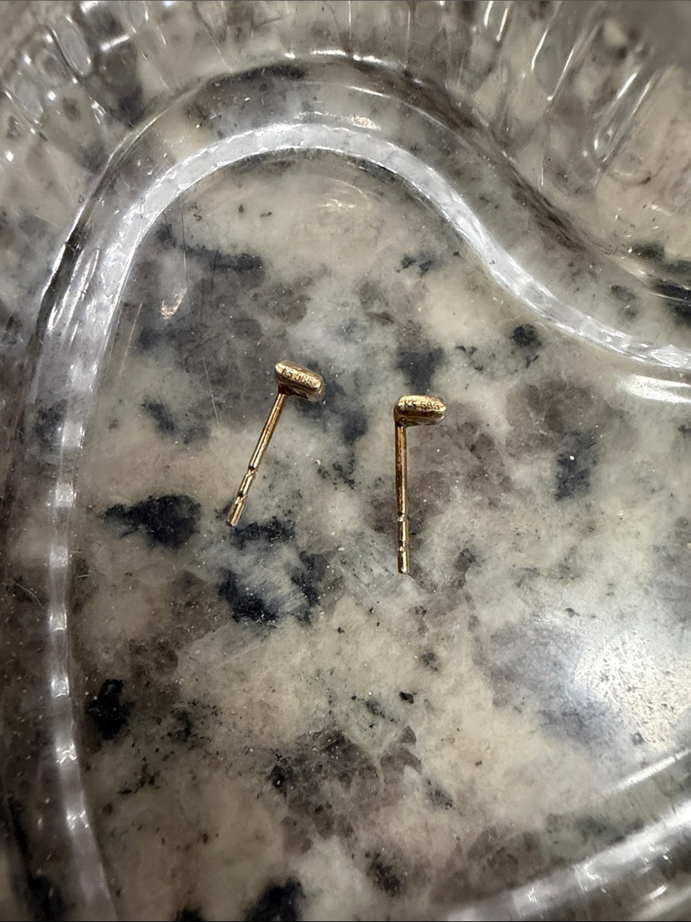 Kendra Scott Michelle 14k Gold Stud Earrings .16ct Diamonds - Picture 3 of 4